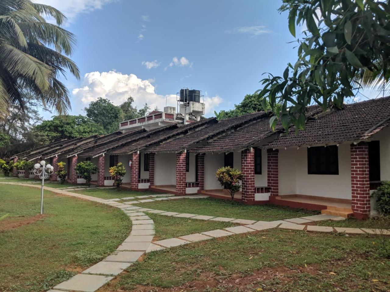Lamour Beach Resort Benaulim Ngoại thất bức ảnh