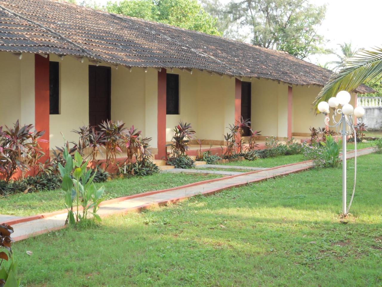 Lamour Beach Resort Benaulim Ngoại thất bức ảnh
